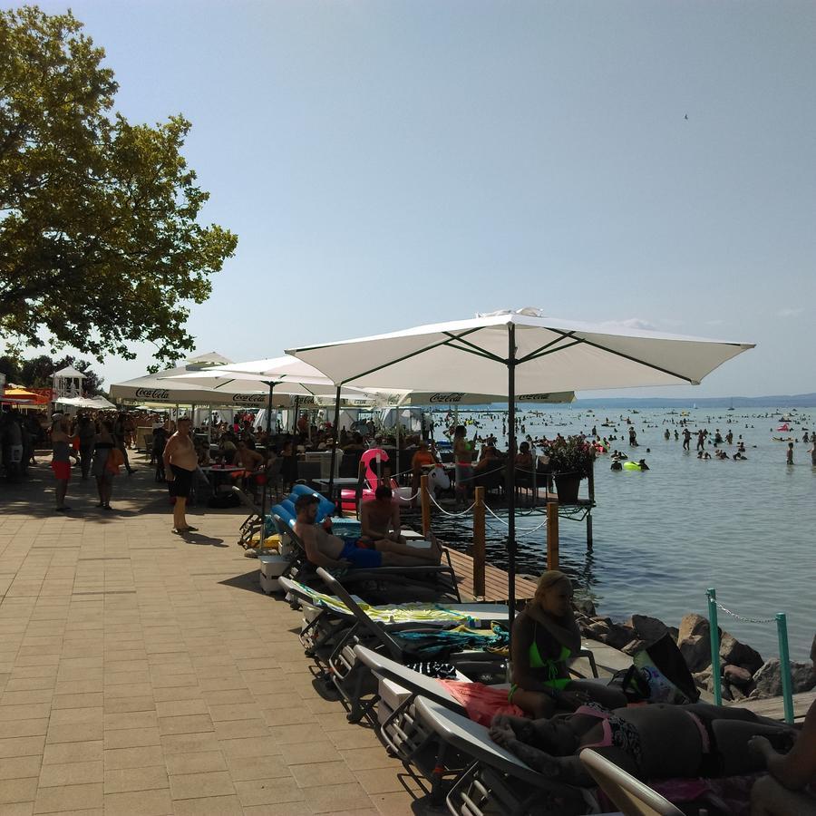 Mandarin Wellness Apartman Siofok Dış mekan fotoğraf